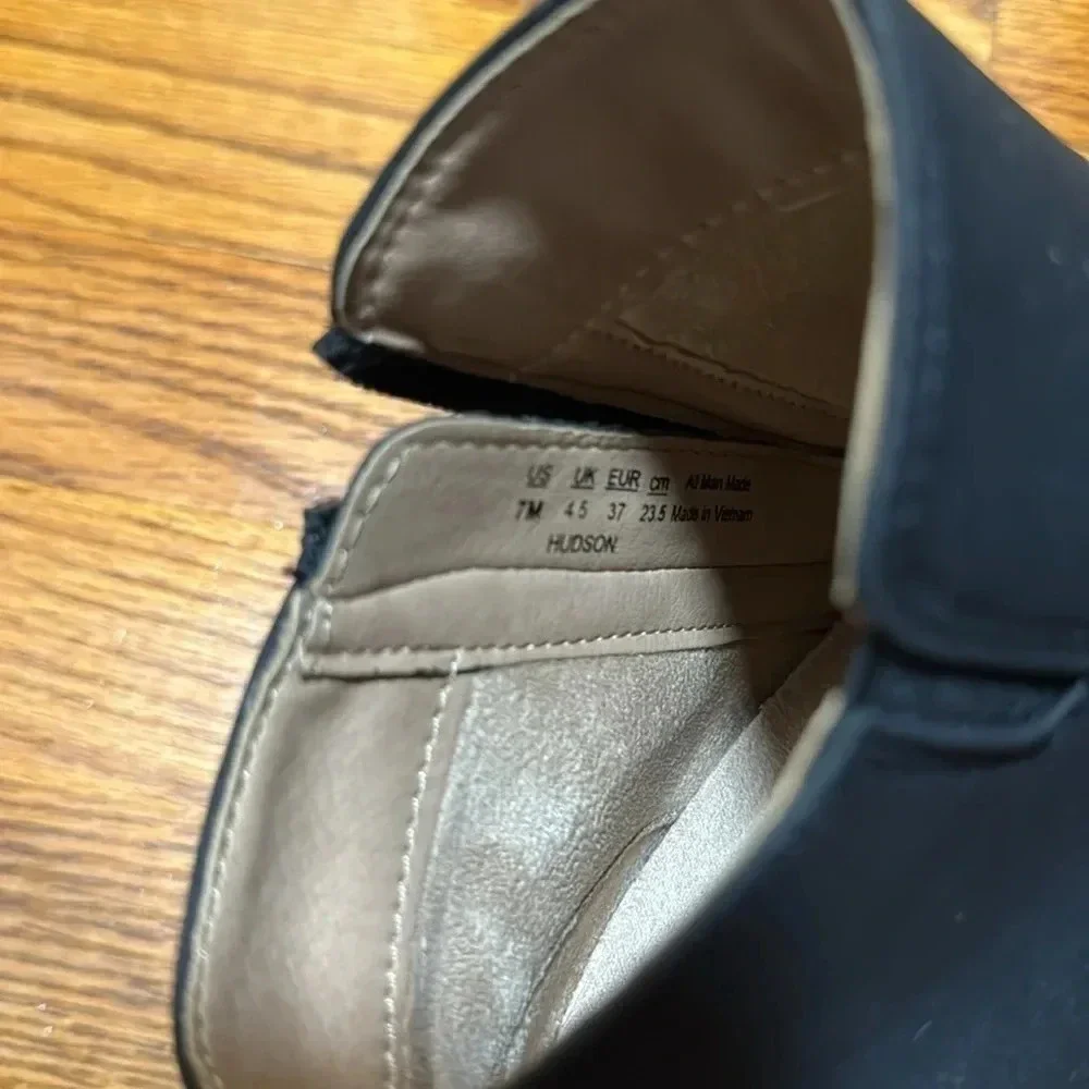 SOUL Naturalizer Black Wedge Ankle Booties